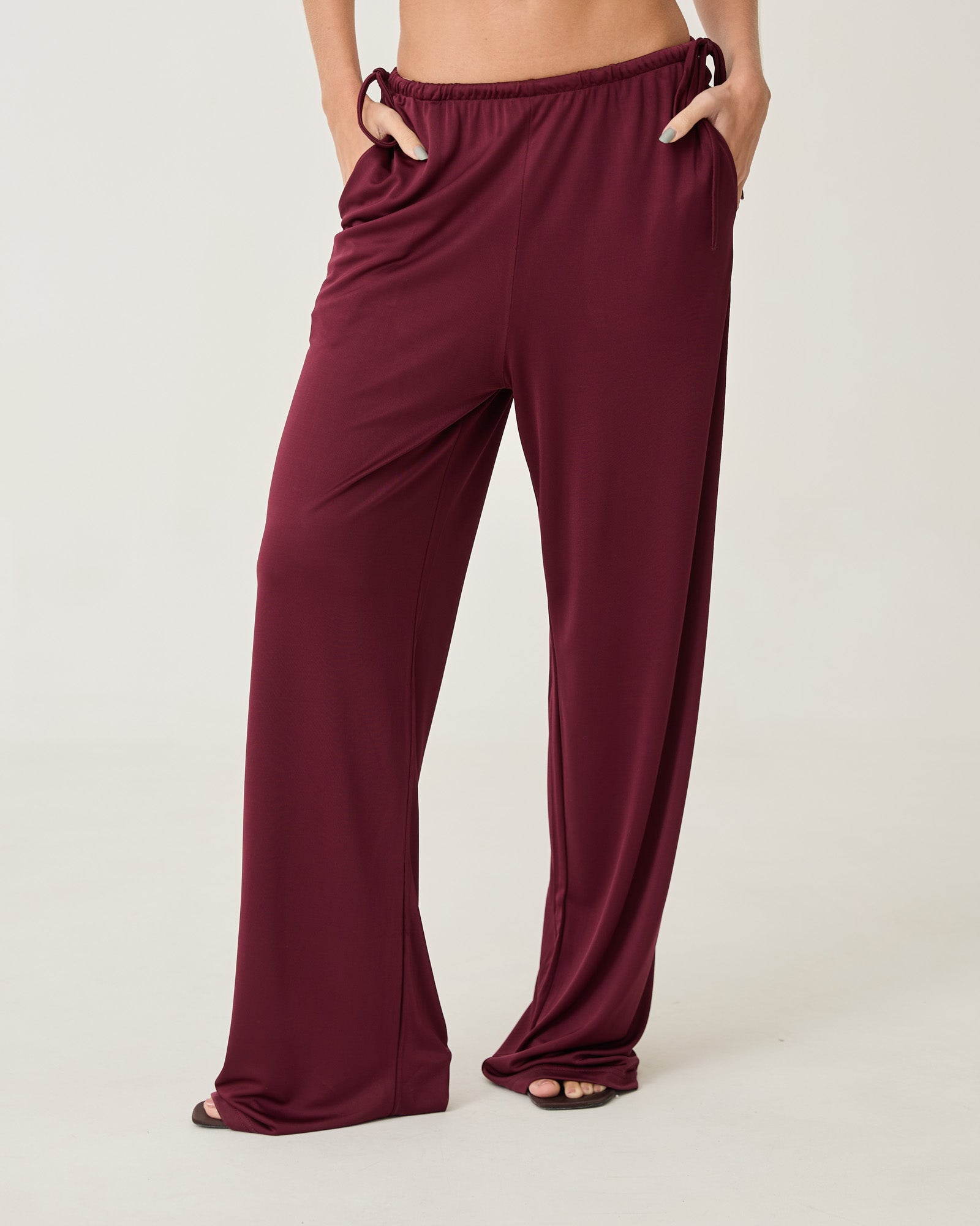 CALÇA RACHEL- MALHA ACETINADA
