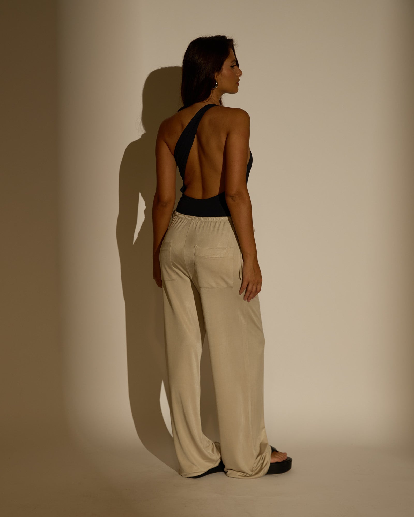 CALÇA RACHEL- MALHA ACETINADA