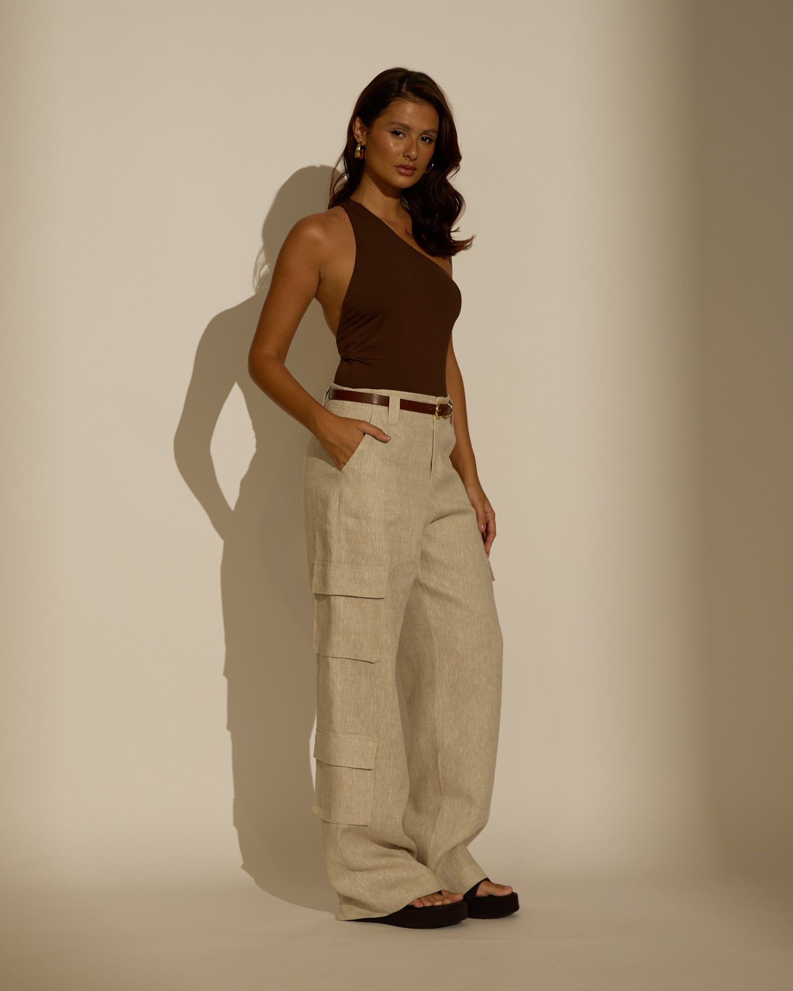 CALÇA CARGO NINA - 100% LINHO
