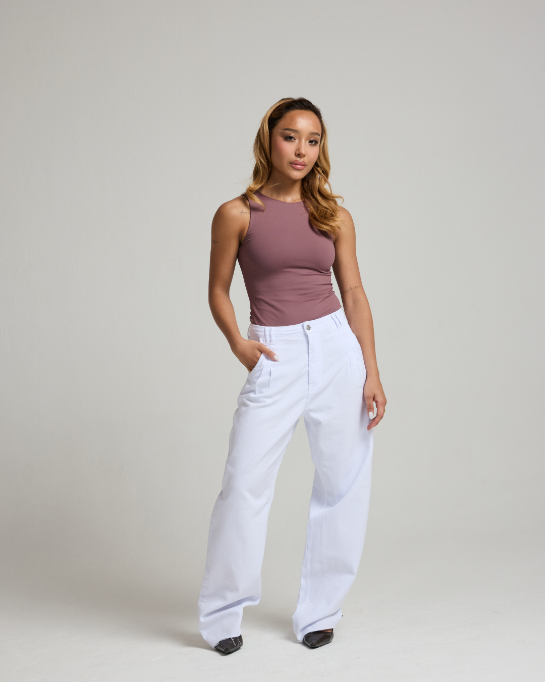 CALÇA CLHOE BRANCA - DENIM