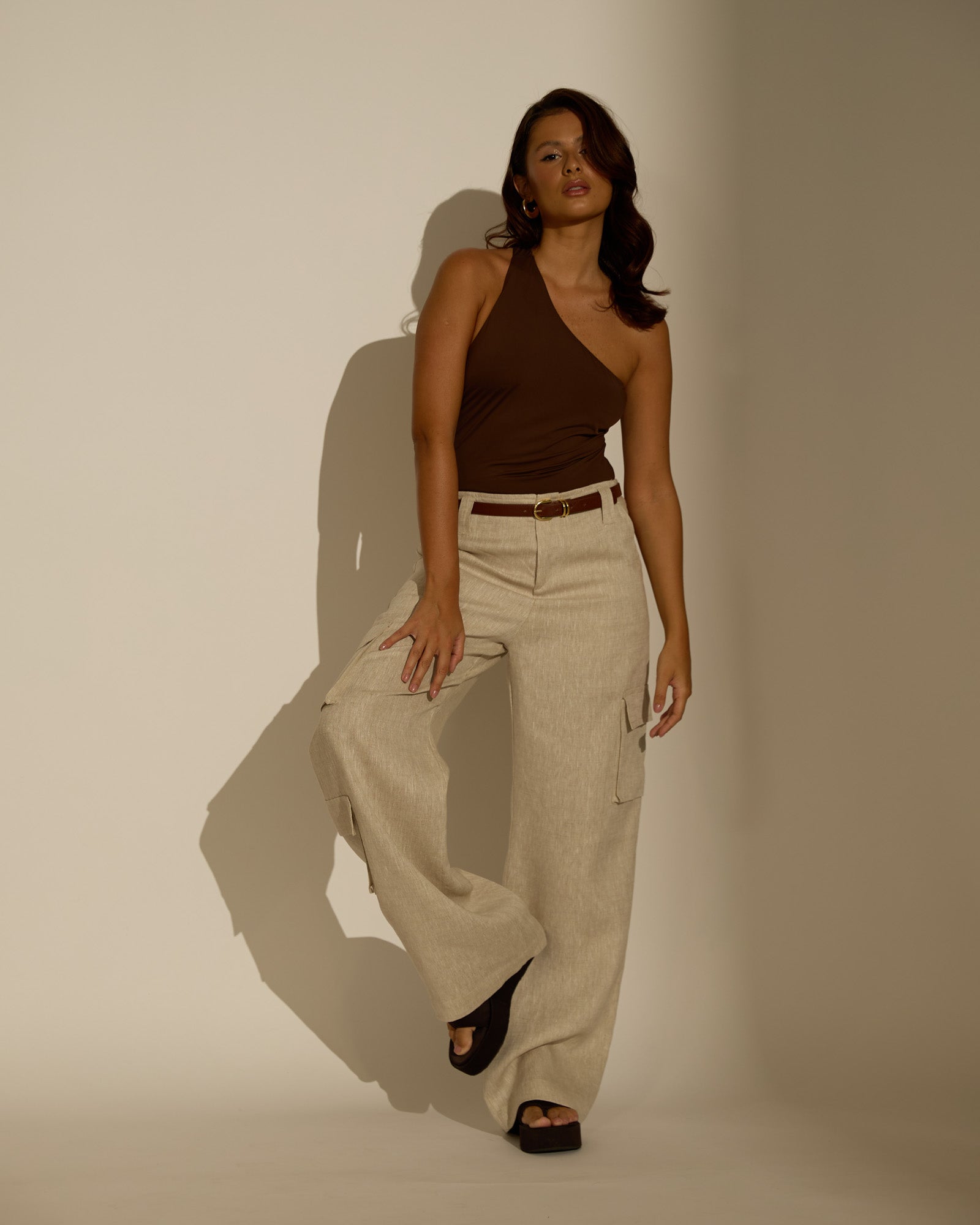 CALÇA CARGO NINA - 100% LINHO