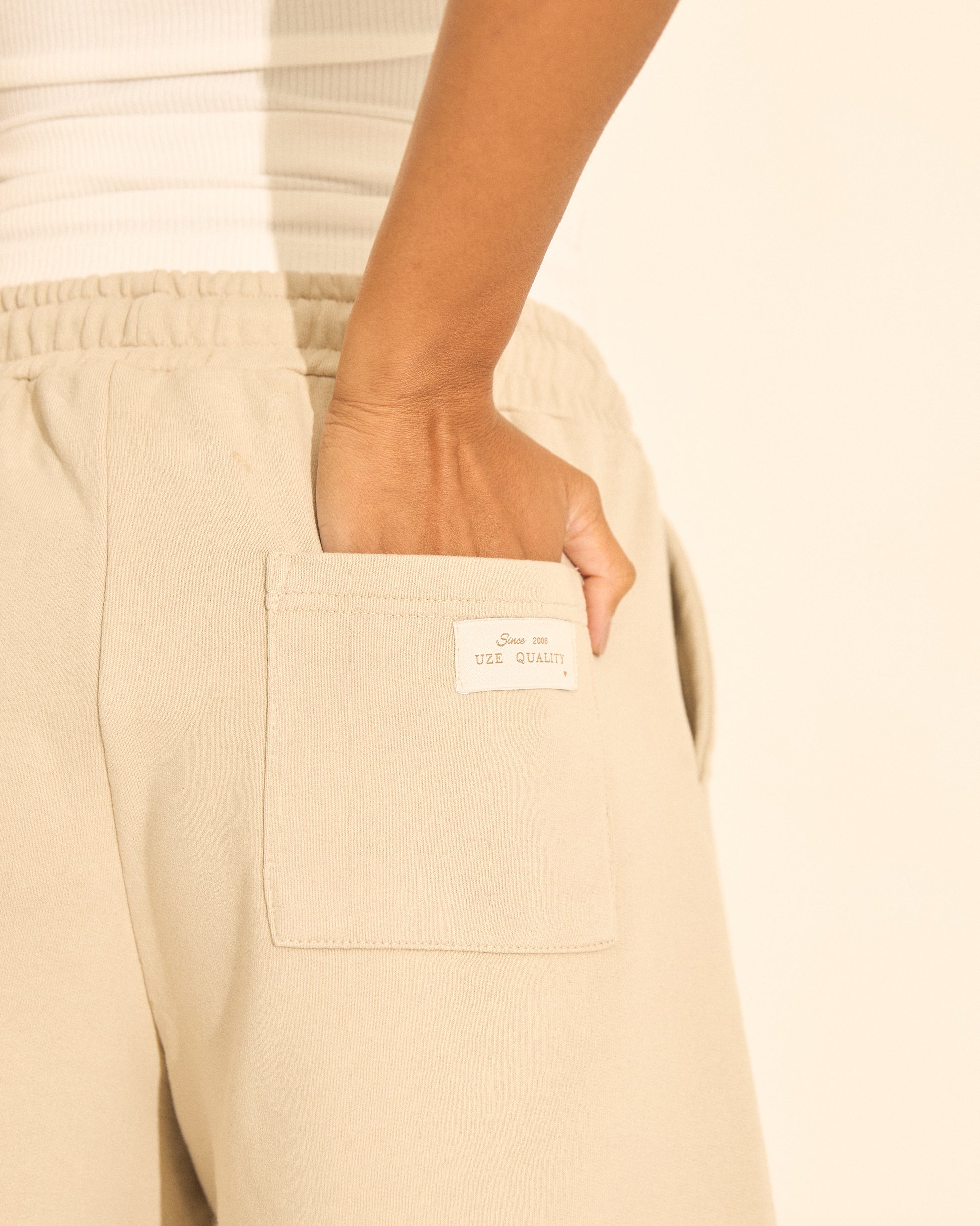 SHORTS BELLE - MOLETOM