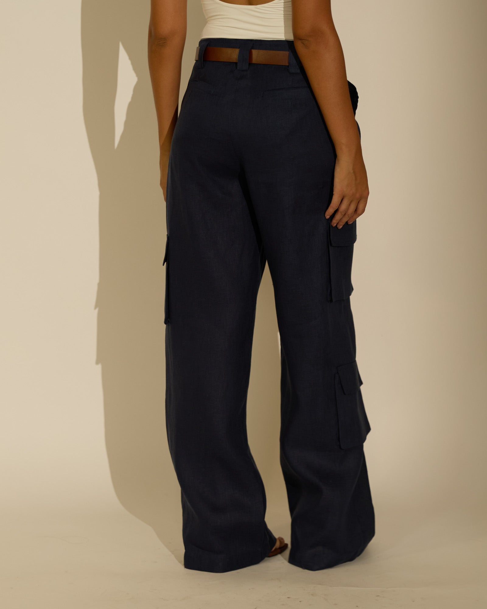 CALÇA CARGO NINA - 100% LINHO