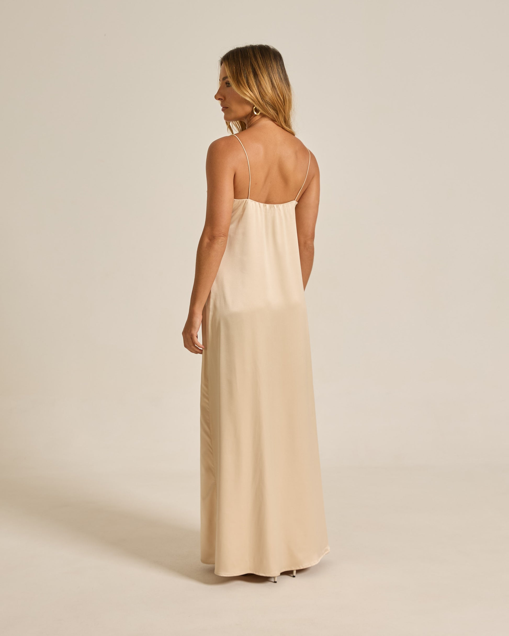 VESTIDO ÍSIS - ACETINADO