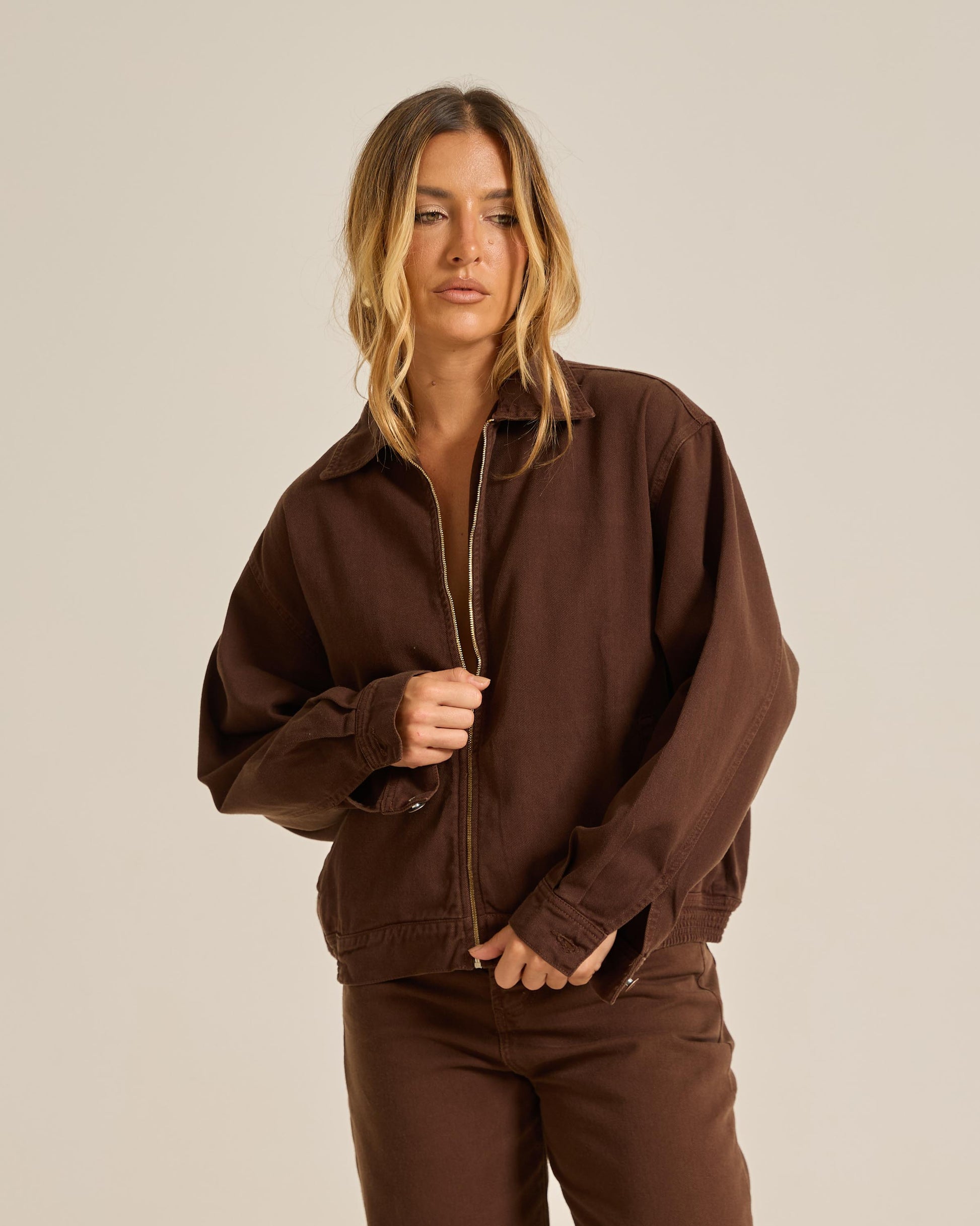 JAQUETA CARRY MARROM - DENIM