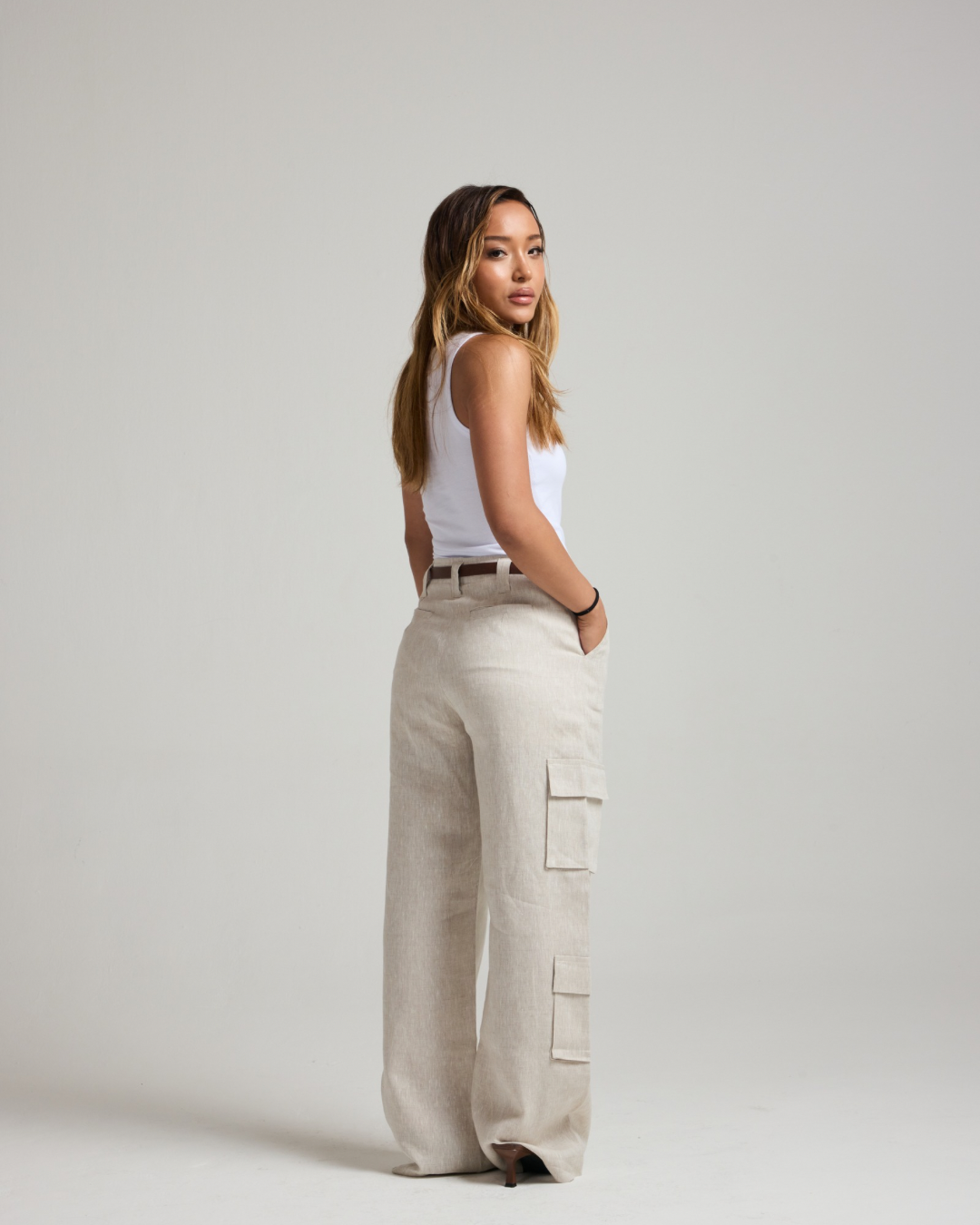 CALÇA CARGO NINNA - 100% LINHO