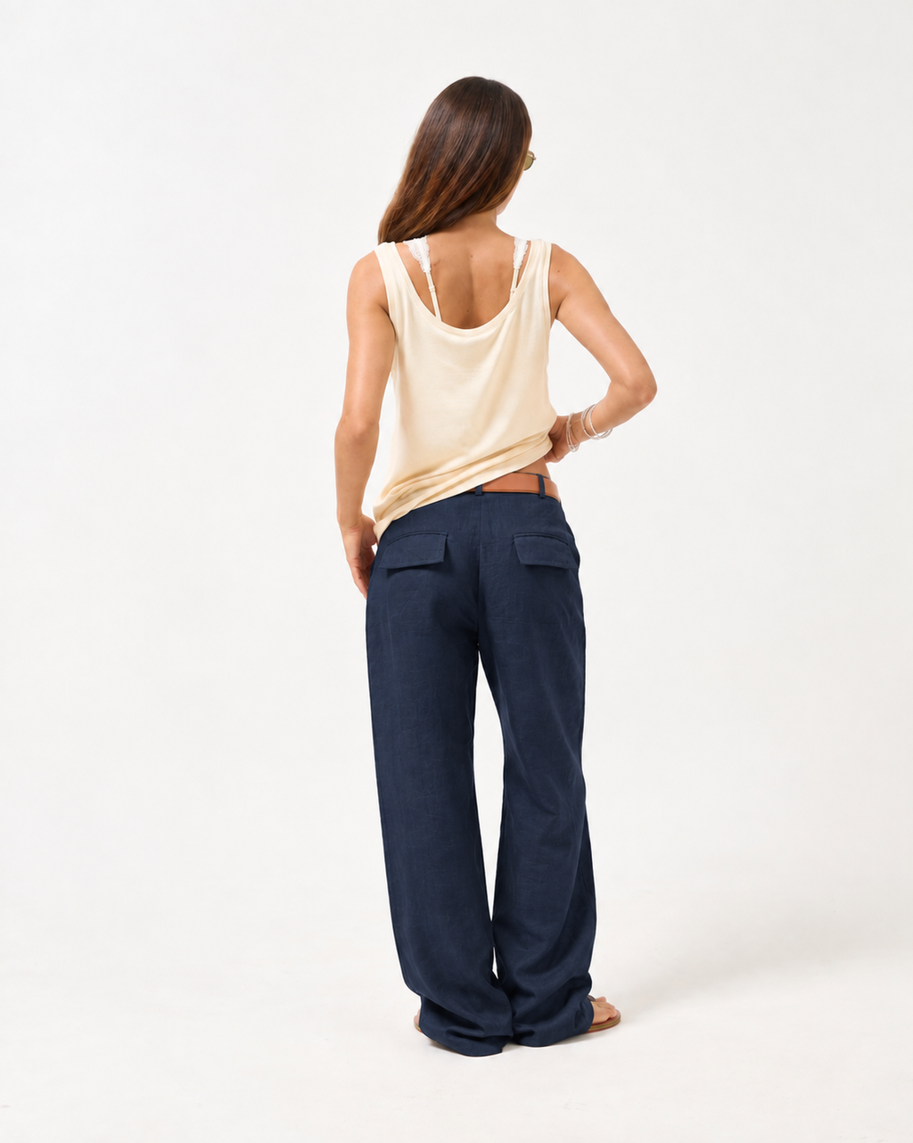 CALÇA RETA CALI - 100% LINHO