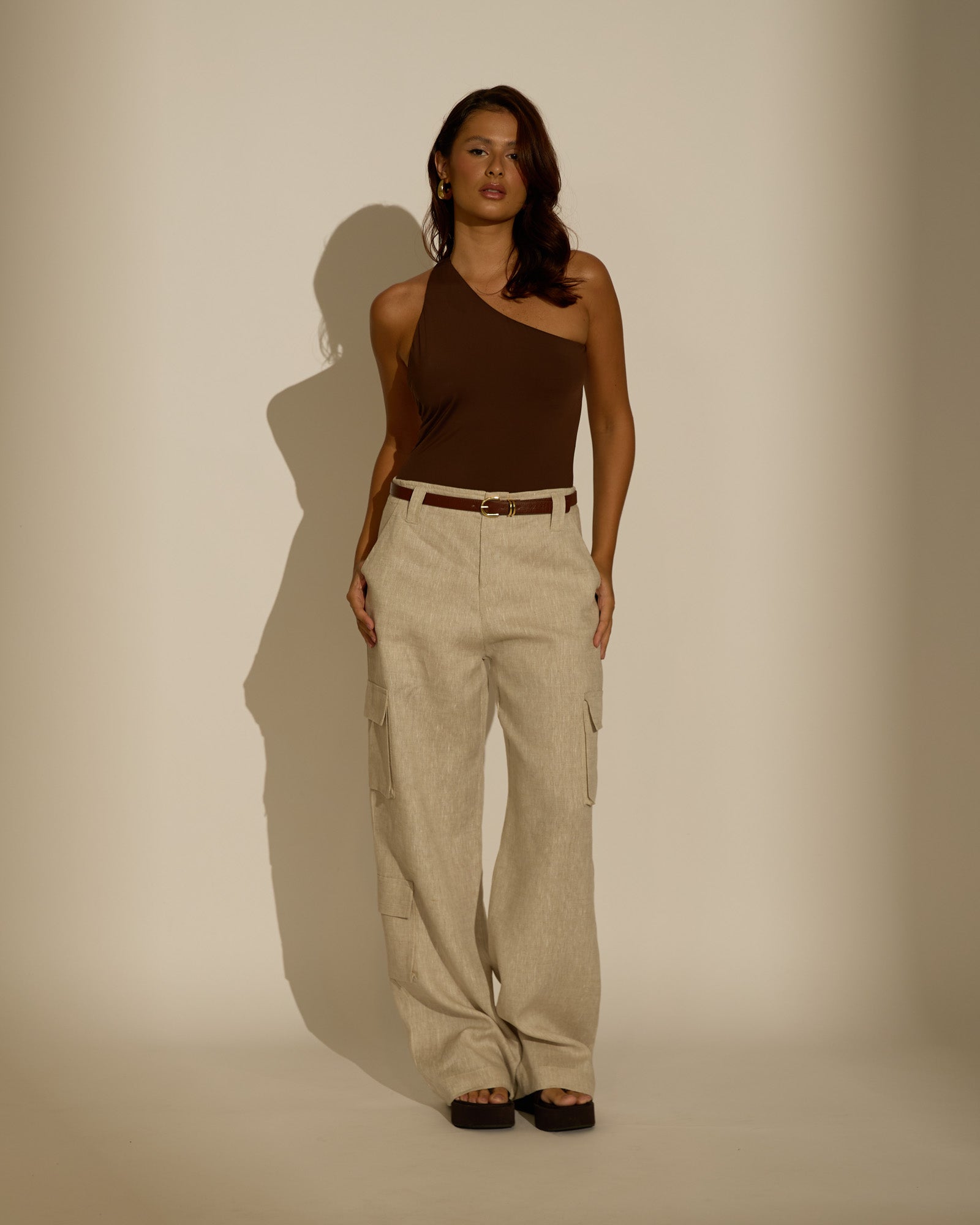 CALÇA CARGO NINA - 100% LINHO