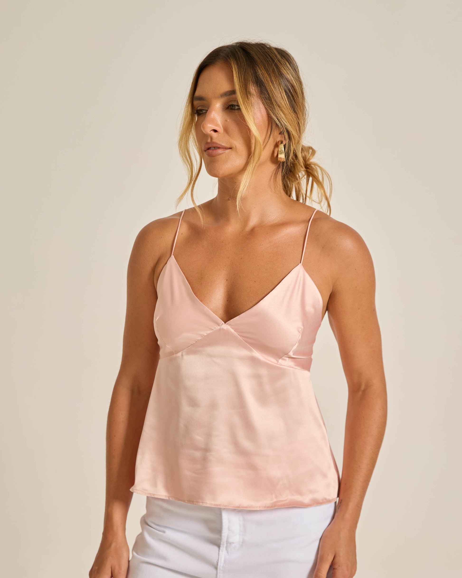 CAMISETA ÍSIS - ACETINADA