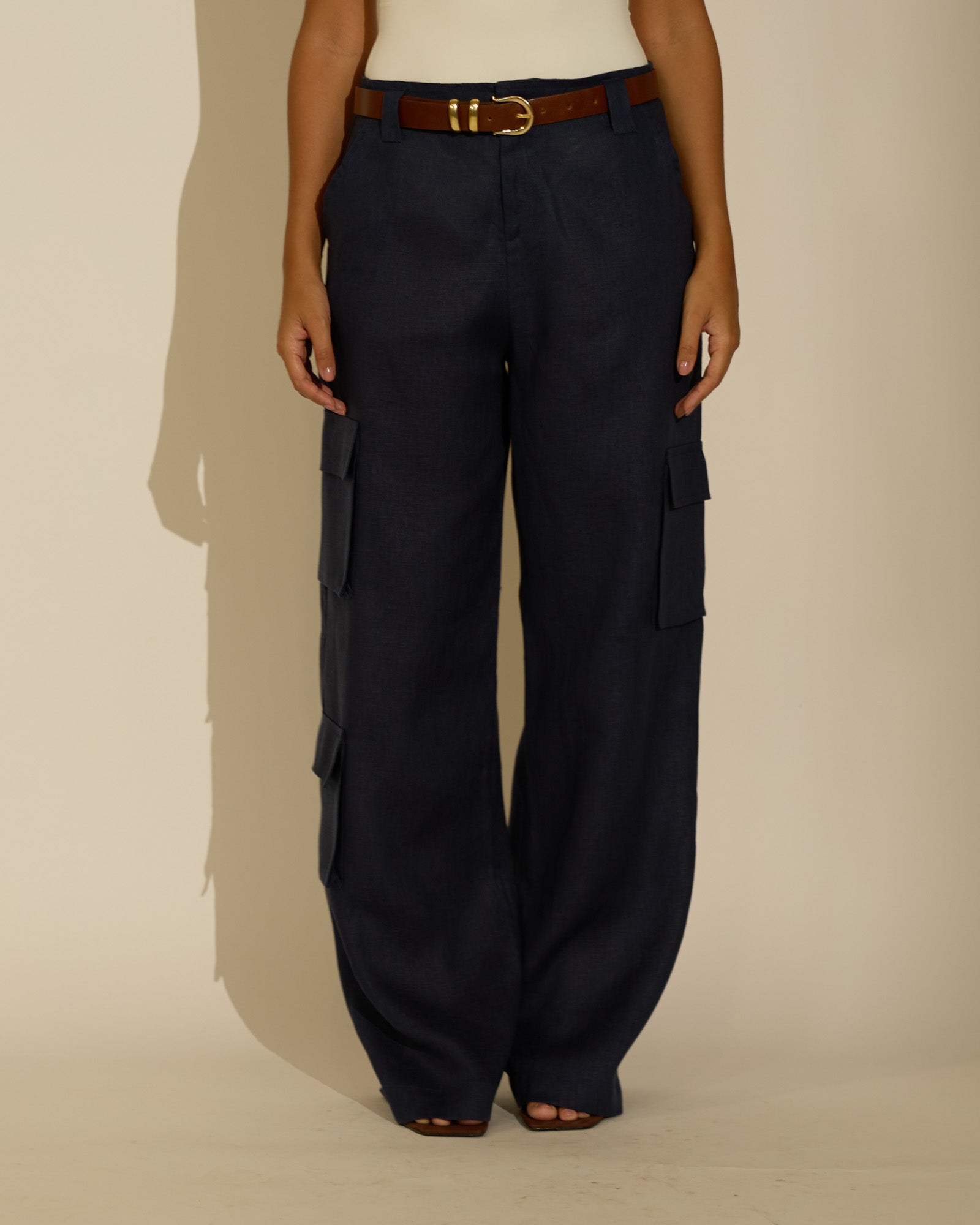 CALÇA CARGO NINA - 100% LINHO